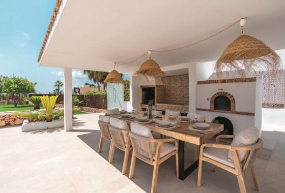 Mass Image Compressor Compressed this image. https://sourceforge.net/projects/icompress/ with Quality:80